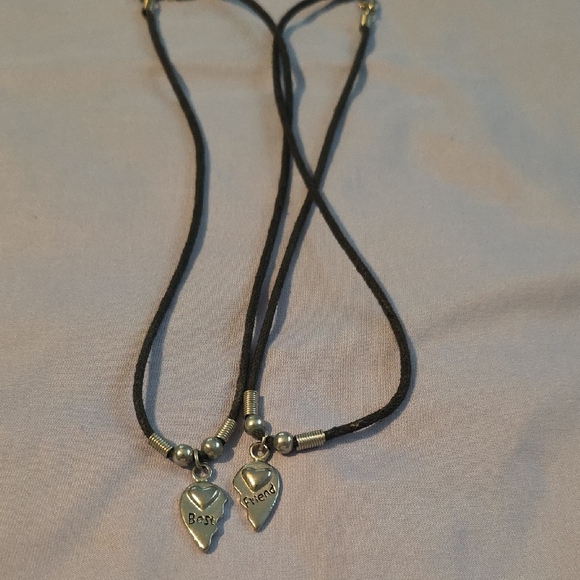 Best Friend Heart Pendant Necklace Set - Picture 2 of 3